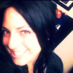 Meet your Posher, Melissa